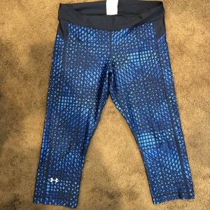UA Crop Workout Pants